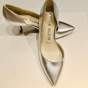 Silver Anne Klein Pumps